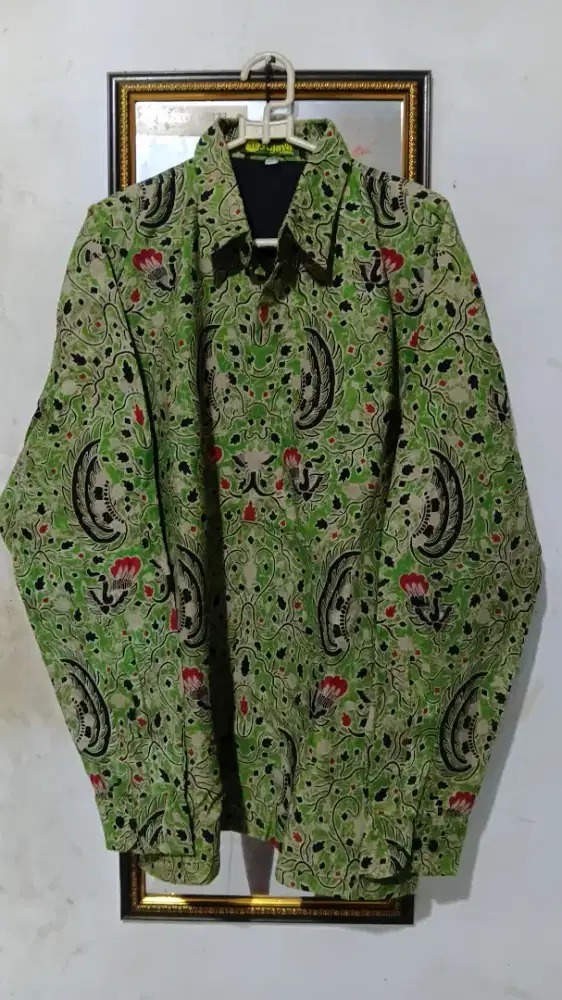 Kemeja batik pria lengan panjang