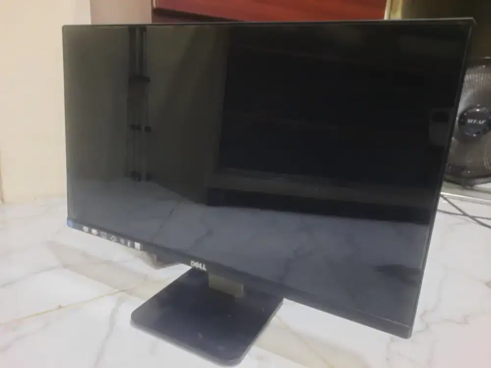 Jual Moniror Rusak DELL -24inc(Minus Layar Pecah)Mesin Hidup Kanibalan