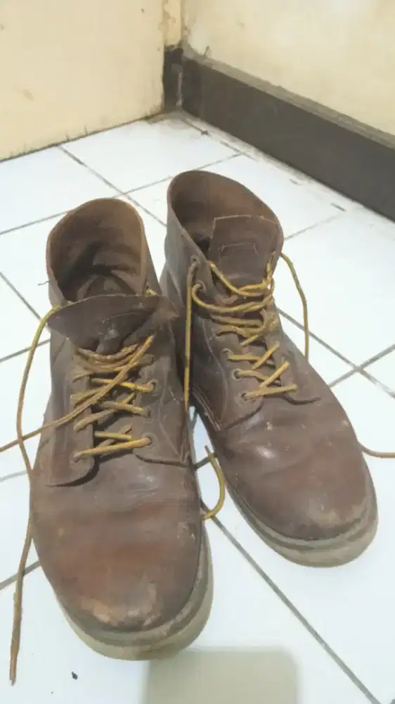 Sepatu boot Red Wing (replica)
