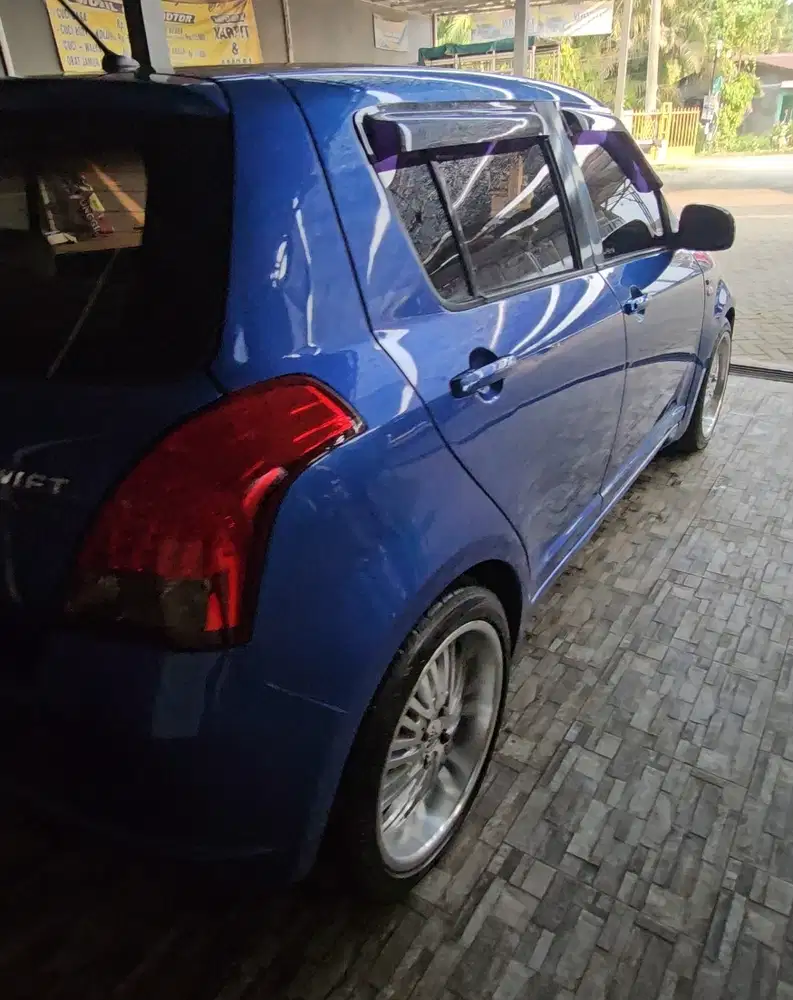 Suzuki Swift 2007 Bensin