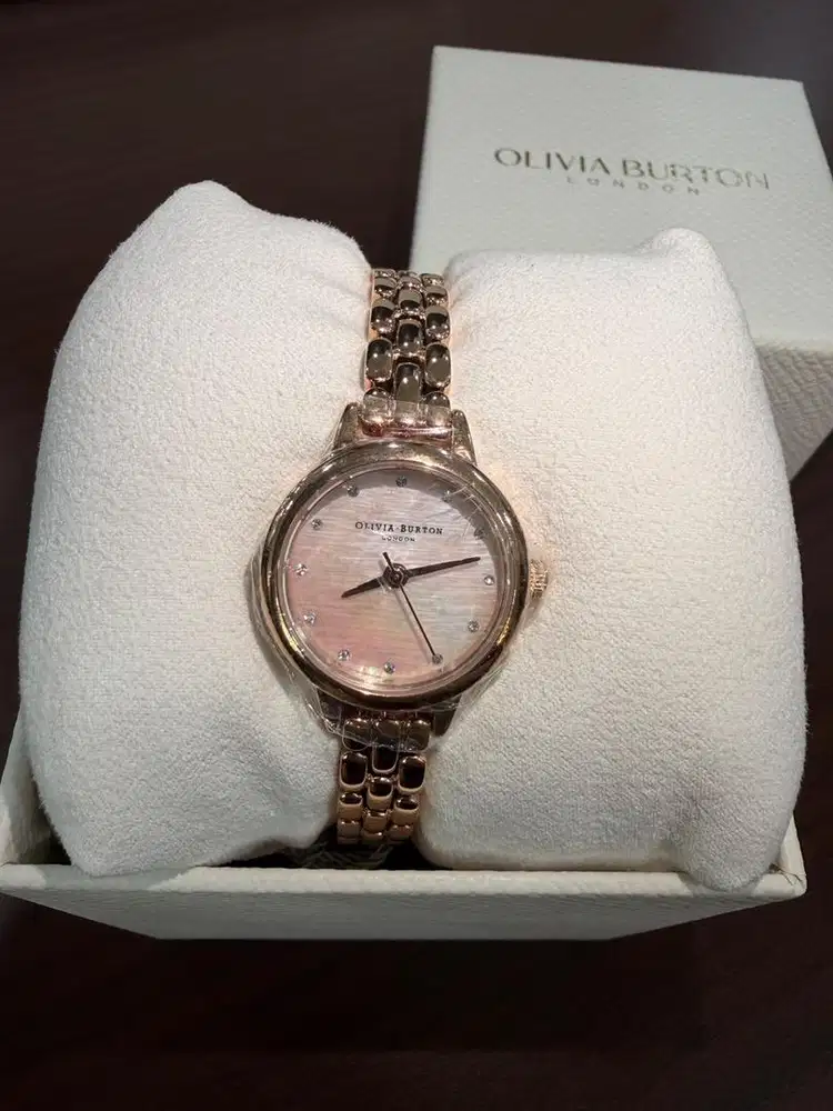 Olivia Burton Mini Rose Gold Bracelet 23 mm new!