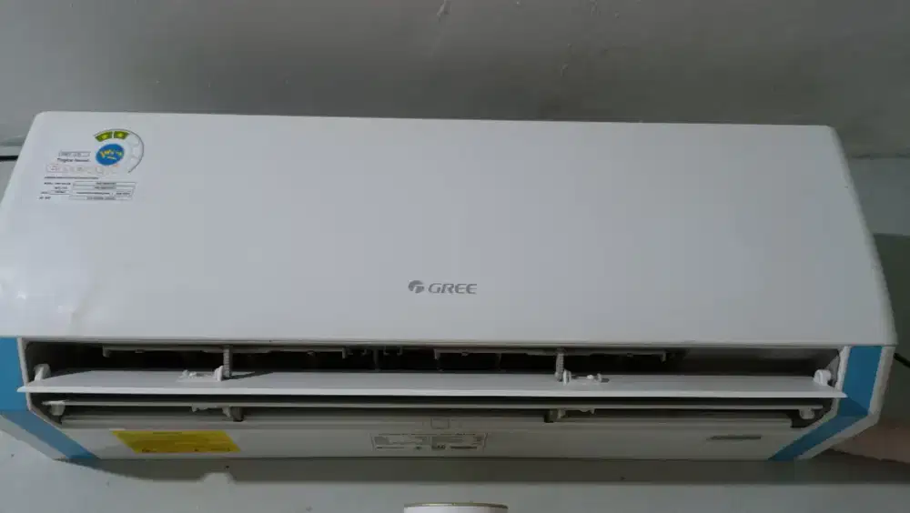 AC GREE MOO5S 1/2 PK LIKE NEW