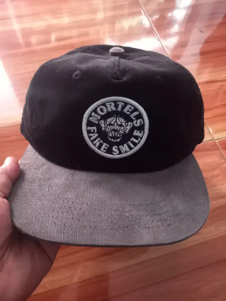 Topi snapback baru original diskon