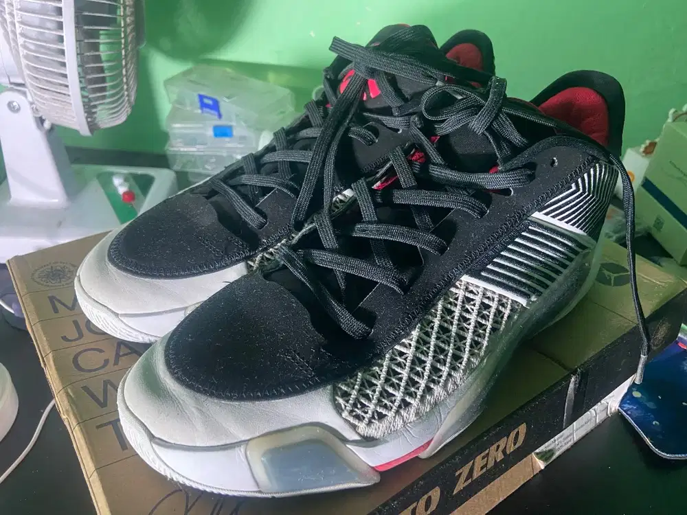 SEPATU BASKET AIR JORDAN 38