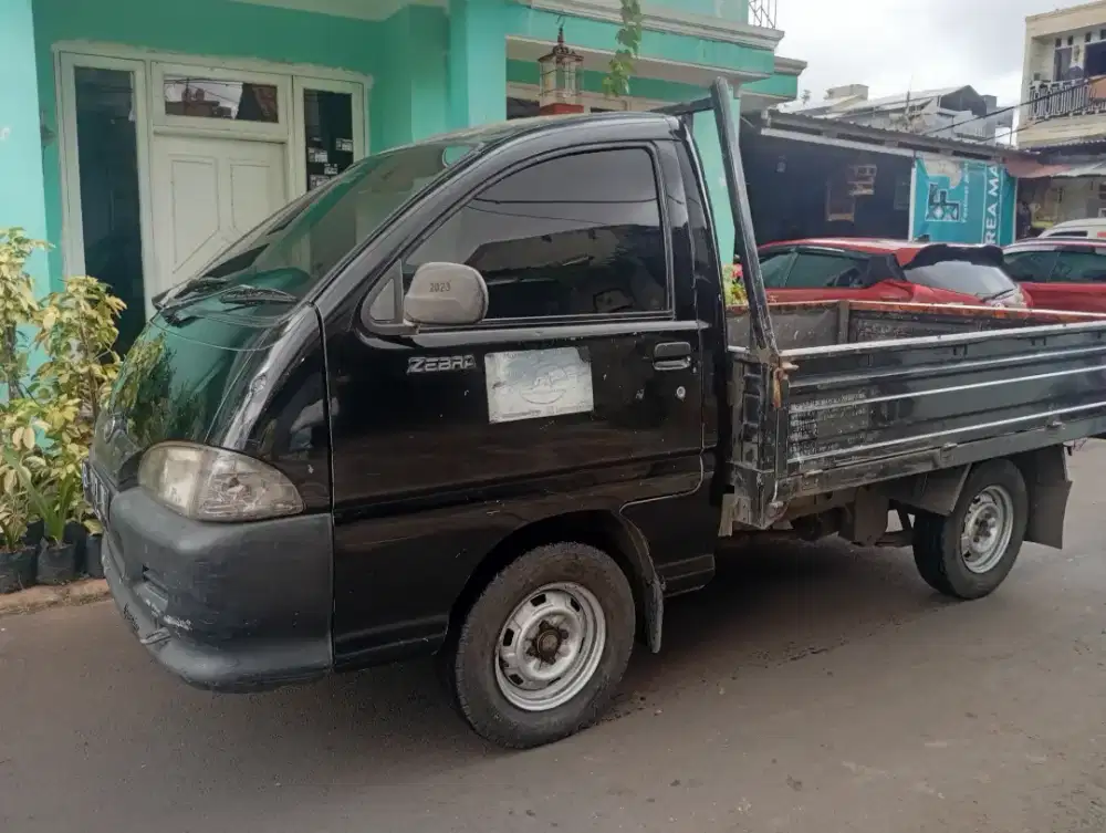 Daihatsu Espass 1.5 cc Pick Up Tahun 2005 ( Kalbulator)
