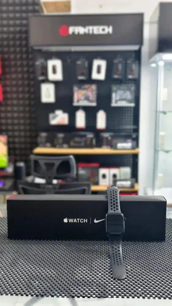 Apple Watch Series 7 41 mm Nike