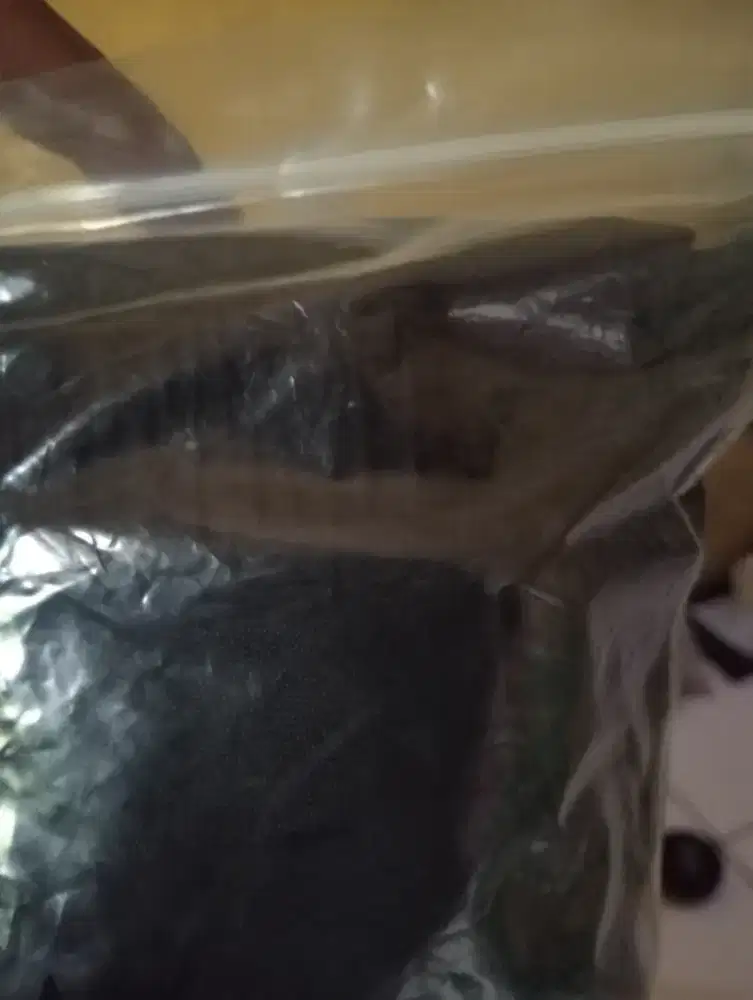 Celana UNIQLO dan Adidas