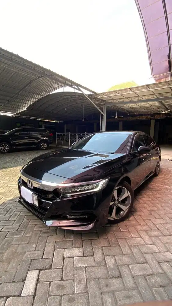 Mobil pribadi honda accord 1,5 AT 2022