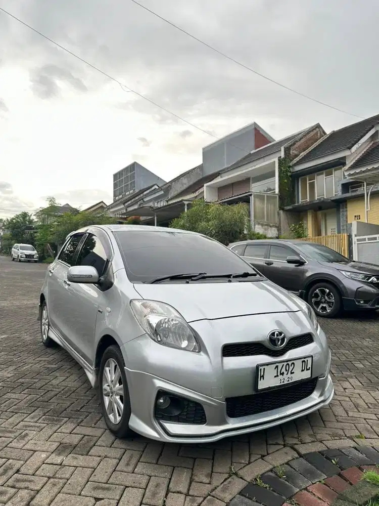 Yaris J Istimewa 2013