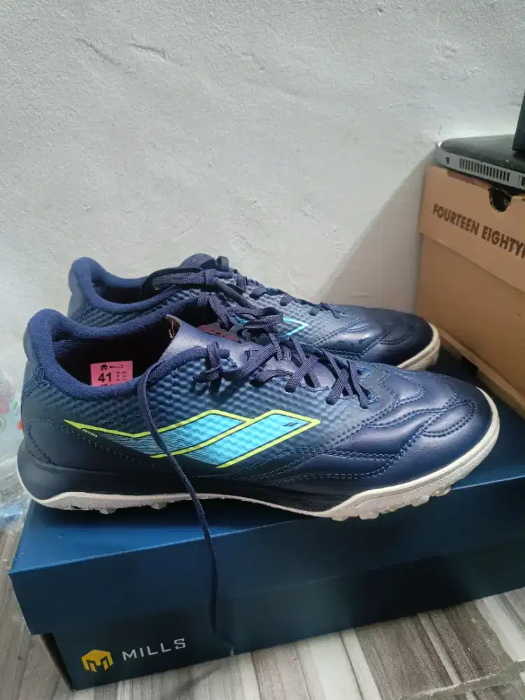 Mills Spartan M2 Prime Turf sz 41