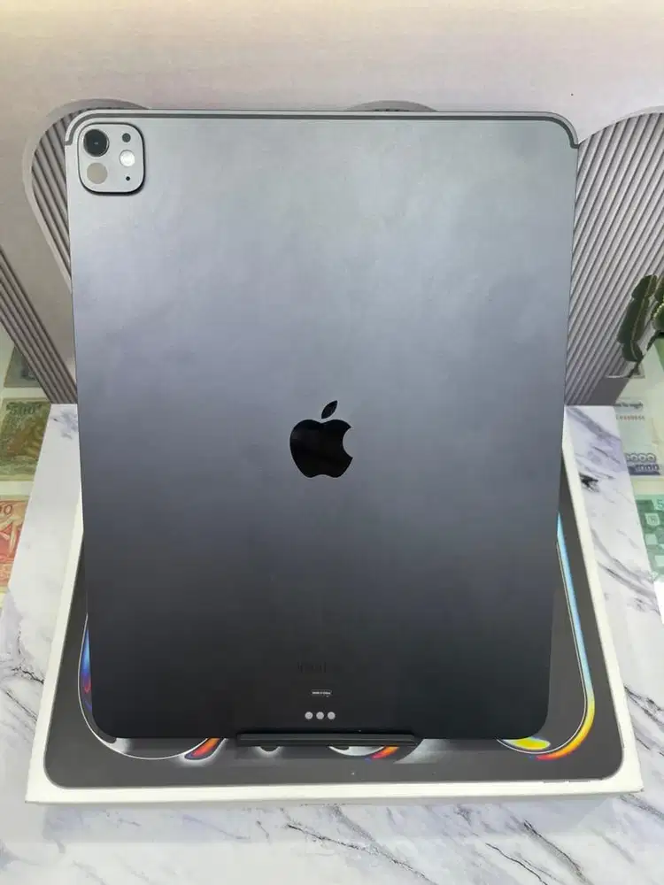 Apple iPad Pro M4 13 inch 512GB Wifi iBox like new