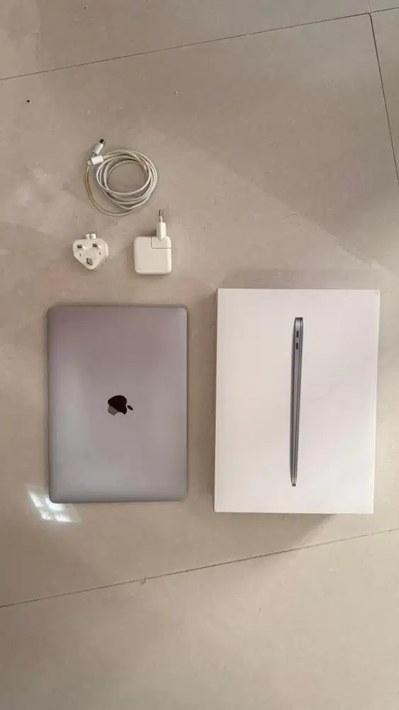 Macbook Air M1 8GB/256GB