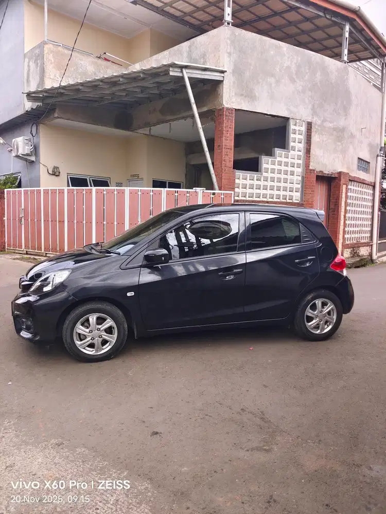 Honda Brio E AT 2017 Hrga cash