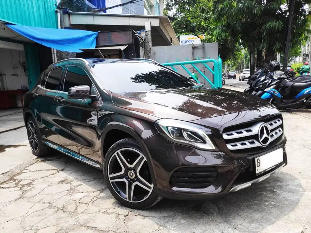 2018 Mercedes GLA200 AMG TURBO (250N.m) Highest Type Panoramic Sunroof