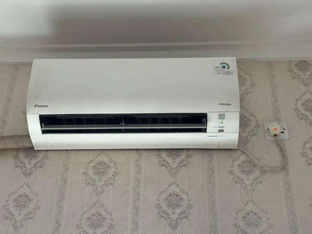AC DAIKIN INVERTER 1/2 PK