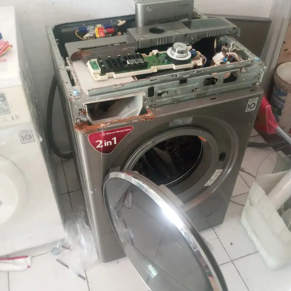 SERVICE AC, MESIN CUCI, KULKAS, FREEZER, SHOWCASE, POMPA AIR