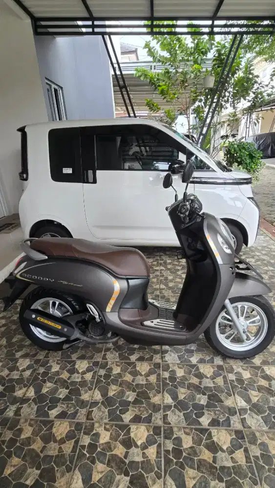 Dijual Motor Scoopy Low KM tahun 2021 Kondisi Bagus No Lecet