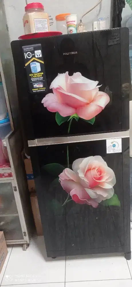 Kulkas 2 pintu polytron
