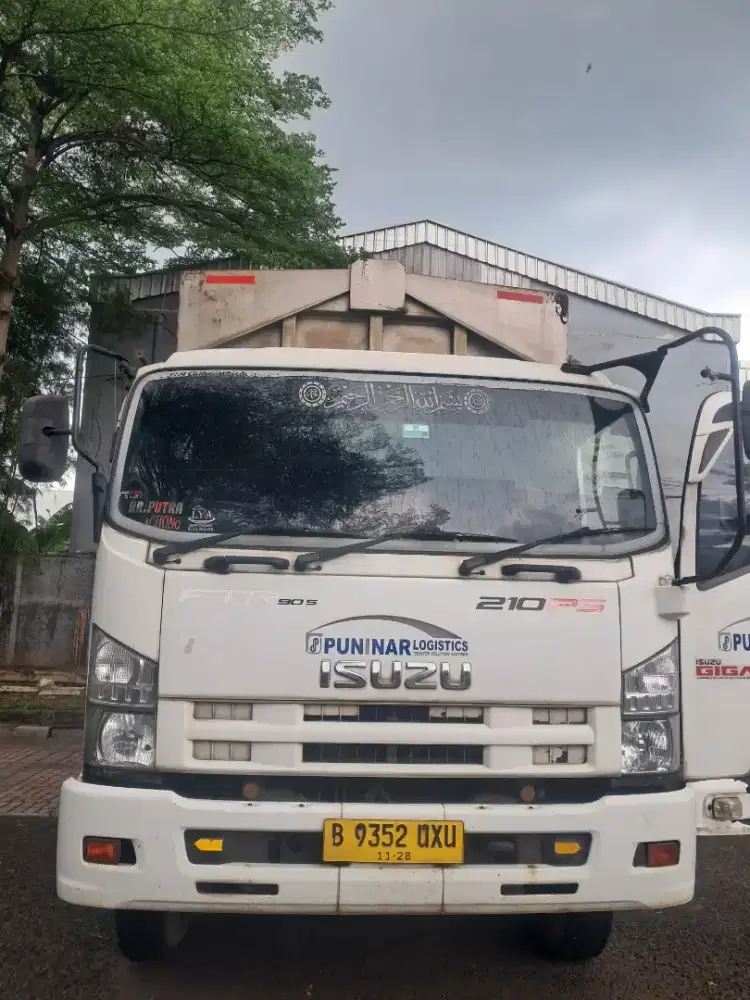 ISUZU GIGA FTR 210 (WING BOX)TYPE S / LONG