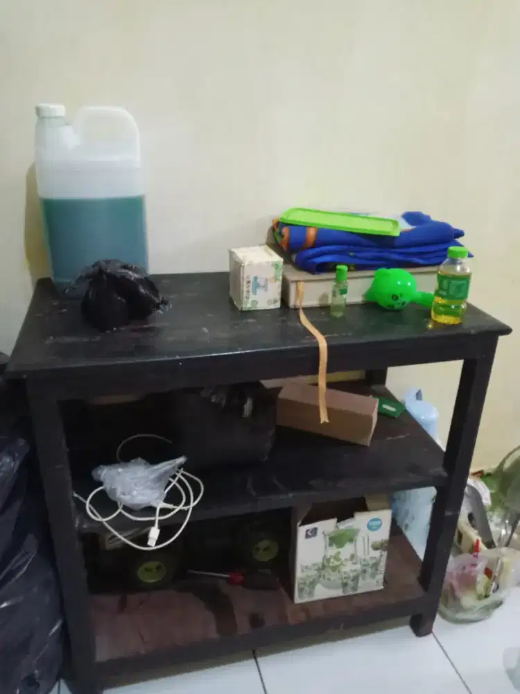 Meja kayu tebal paten !,