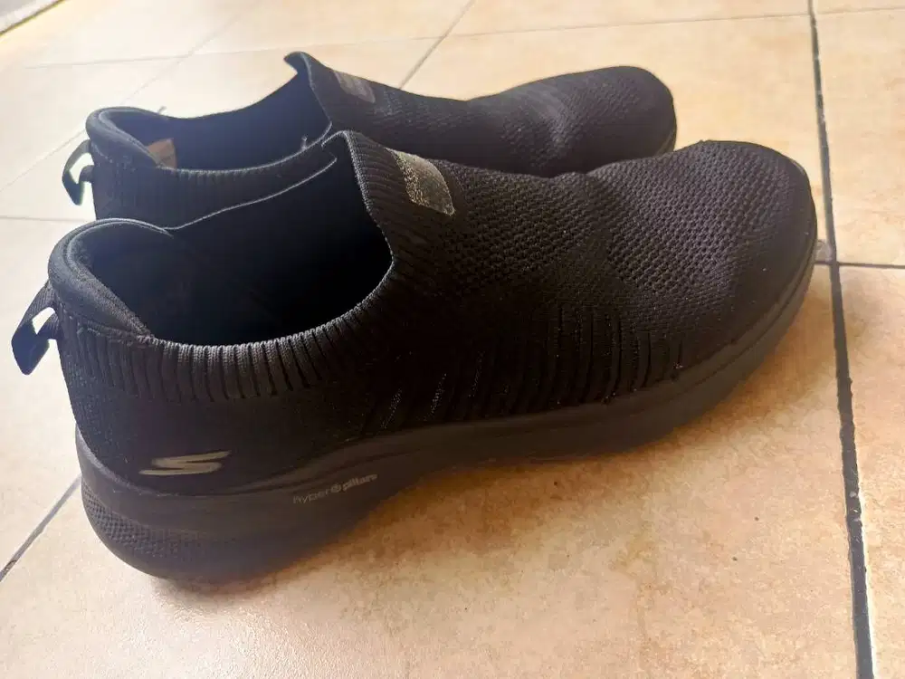 Sepatu Skecher Slip On Hyper Pillars Stretch Fit Original