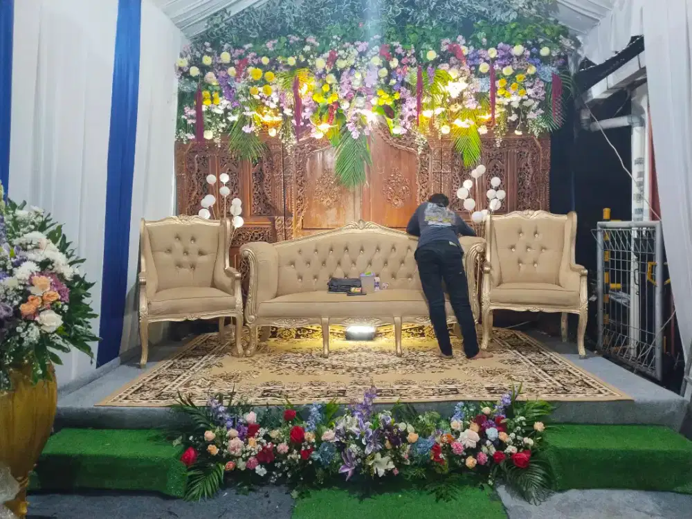Dekorasi pernikahan komplit catering mua dan dokumentasi