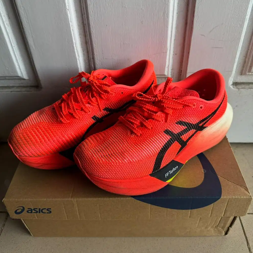 Asics Metaspeed Sky Paris