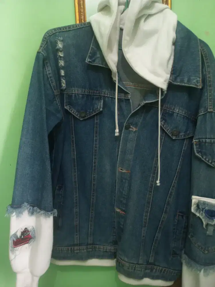 Hoodie levish / jeans