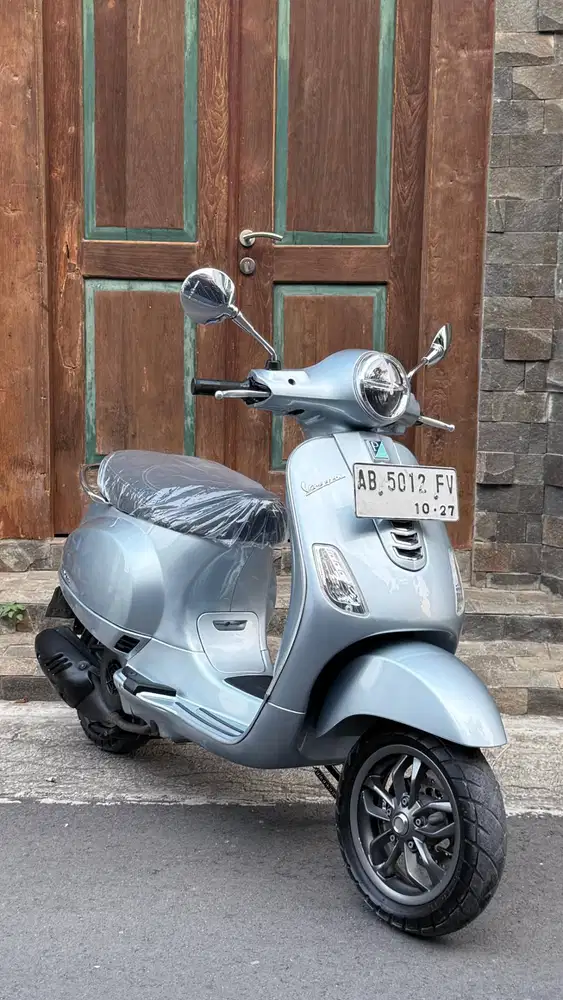 Vespa LX 125  Iget Grey Delicato 2022