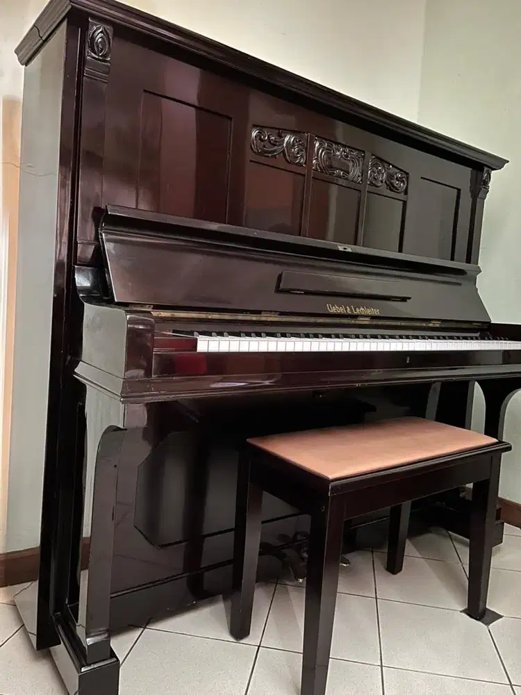 Piano merk bekas Uebel & Lechleiter