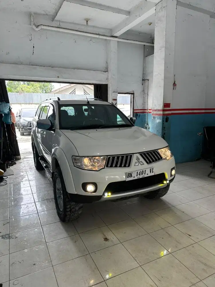 (Dp35jt) Mitsubishi Pajero Sport GLS Manual 2011 Murah