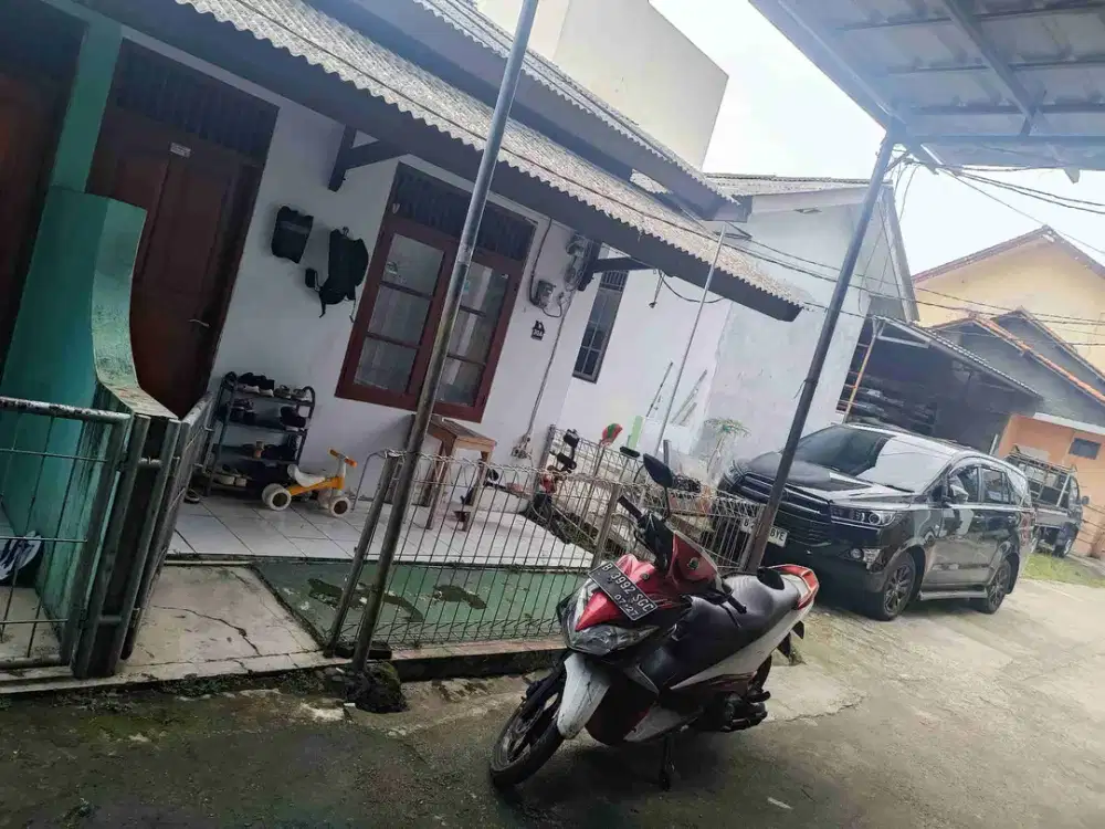 Rumah kontrakan 6 pintu Pinggir Jalan Poltangan Pasar Minggu Jaksel