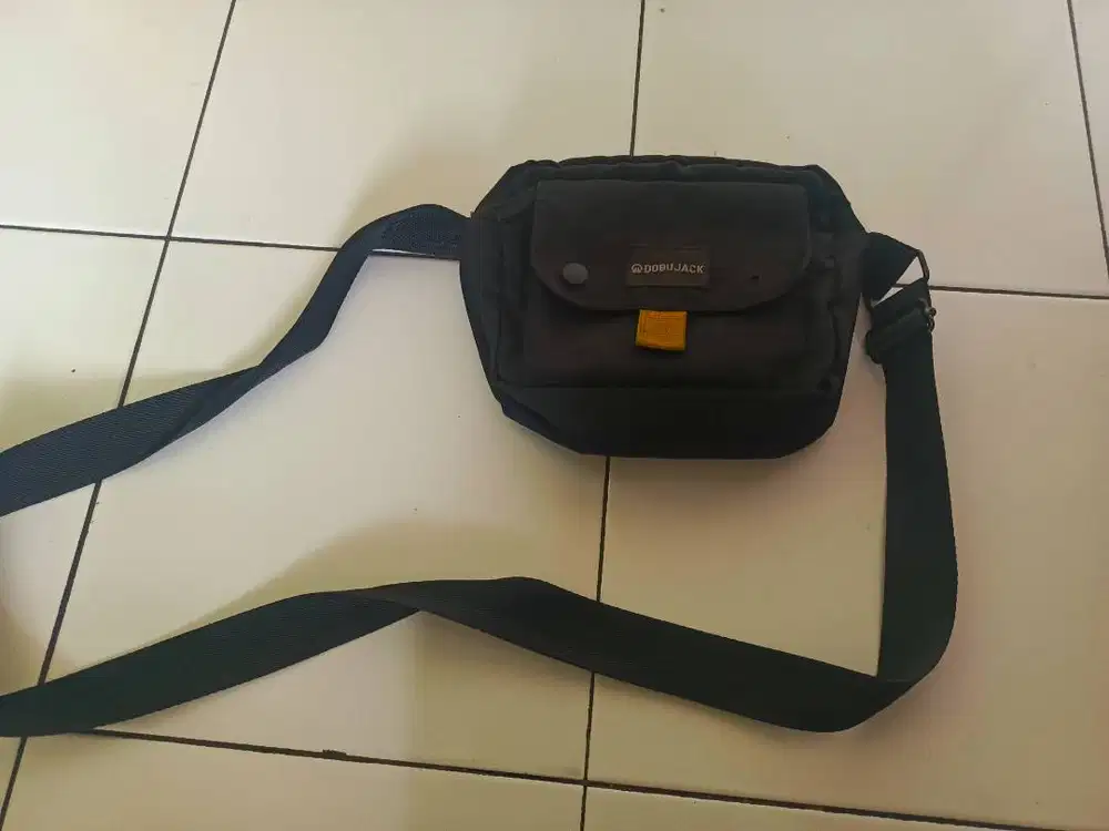 Tas Dobujack Tas Fiona Black Slingbag Original Barang Second Masih Oke