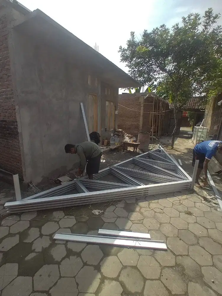 Baja Ringan BIMATRUSS Solusi Berkualitas Untuk Atap Rumah Anda