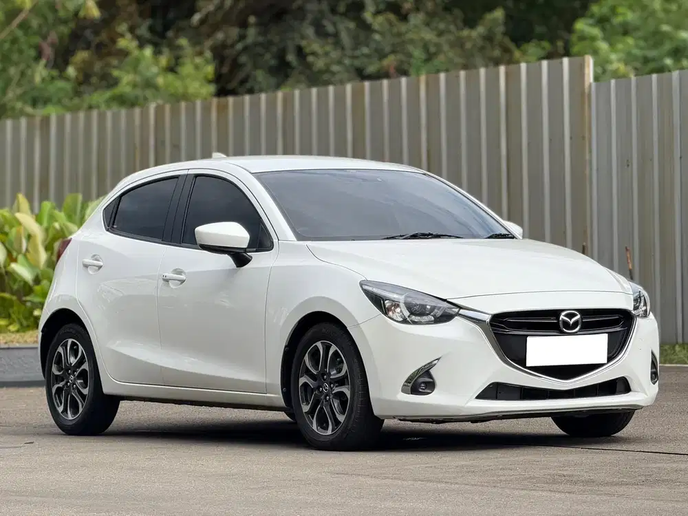 [KM 30RB] MAZDA 2 1.5 R AT SKYACTIV 2018/2019
