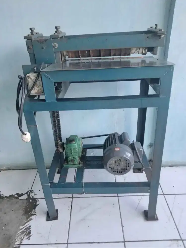 Mesin potong kalp,kulit. (Jual rugi)