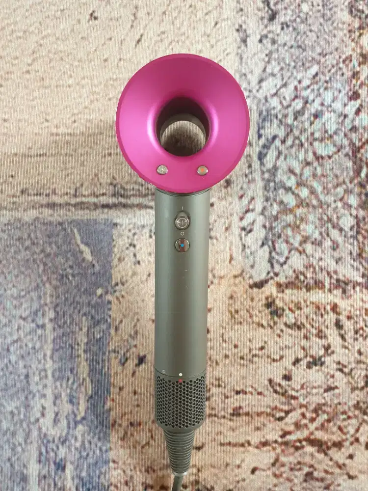 Dyson supersonic hairdryer 100% original
