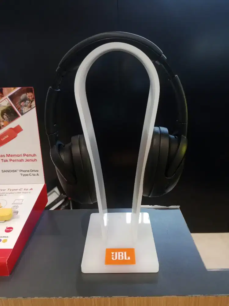 JBL TOUR ONE M3