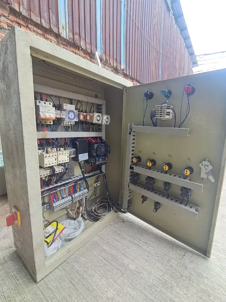 Panel listrik, bekas oven ukuran 3x3