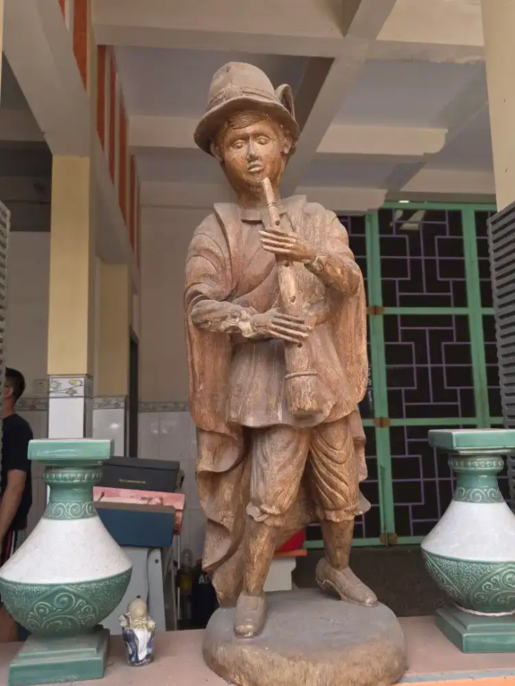 DIJUAL PATUNG KAYU KONDISI BEKAS