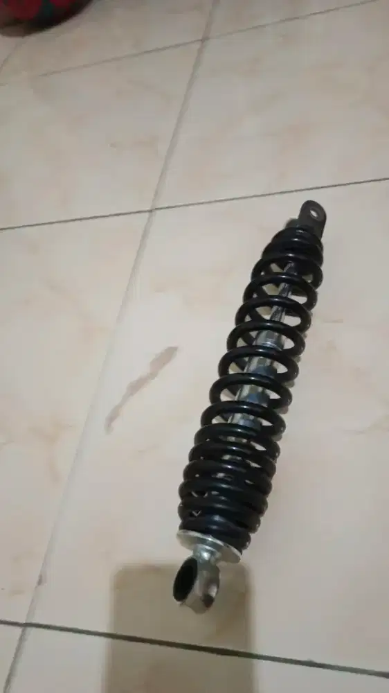 shock belakang yamaha mio