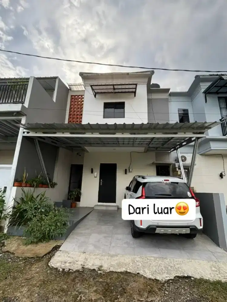 Dijual rumah rasa villa view gunung