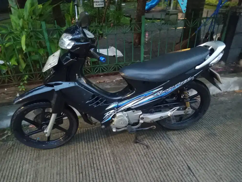 Dijual SUZUKI SHOGUN 125 TH.2004