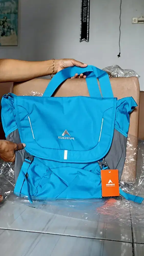 Tas Selempang Eiger