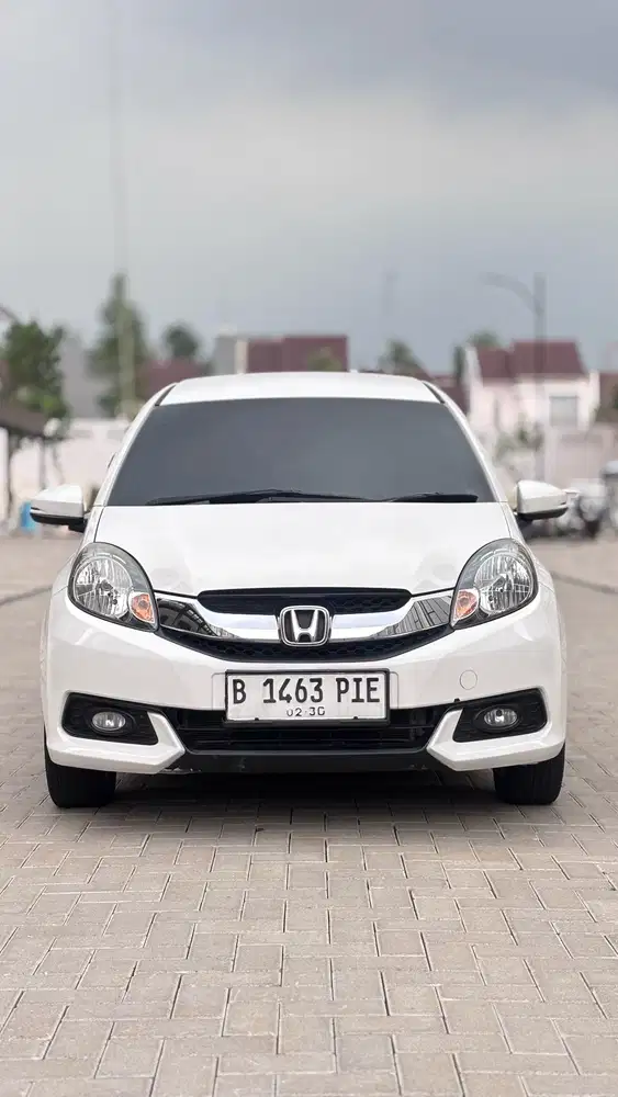 Honda Mobilio E CVT (DP MINIM ANGSURAN 3 JUTAAN)