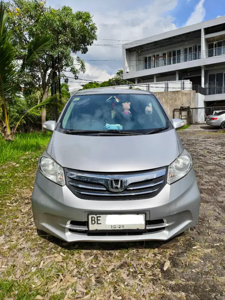 Honda Freed PSD A/T 2012 Full Standar Ori