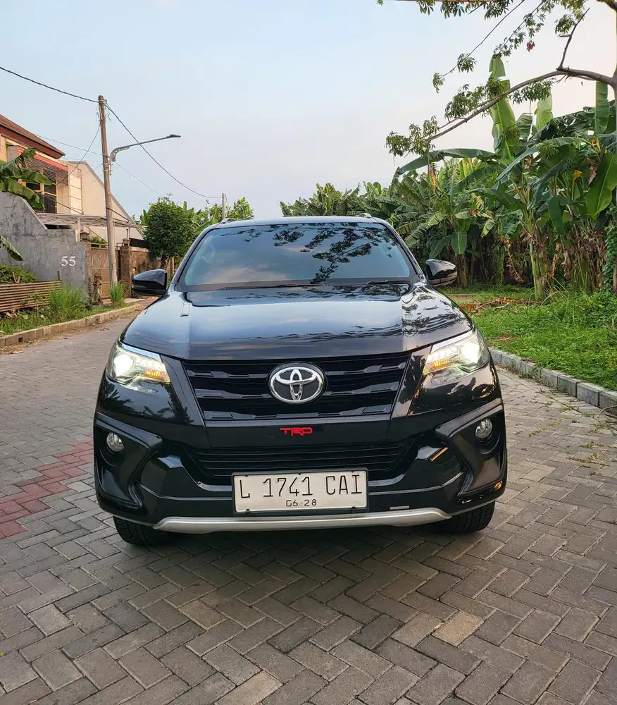 FORTUNER VRZ TRD DIESEL AUTOMETIC TAHUN 20019