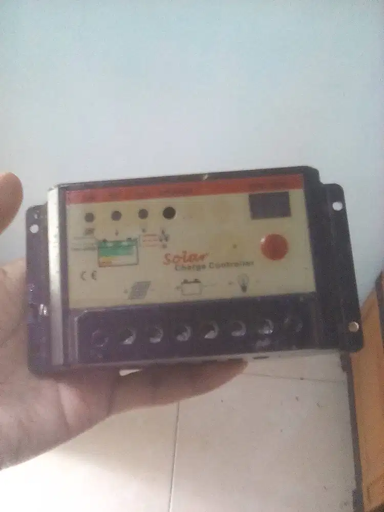 Solar charge controller 10A
