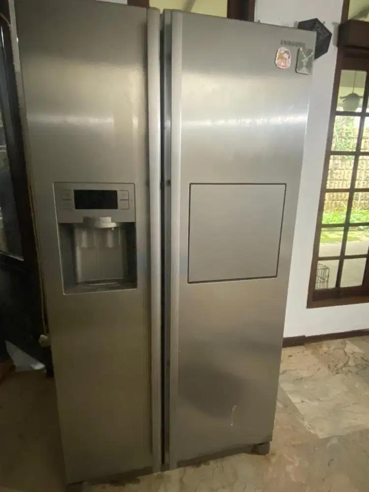 Kulkas side by side samsung rusak