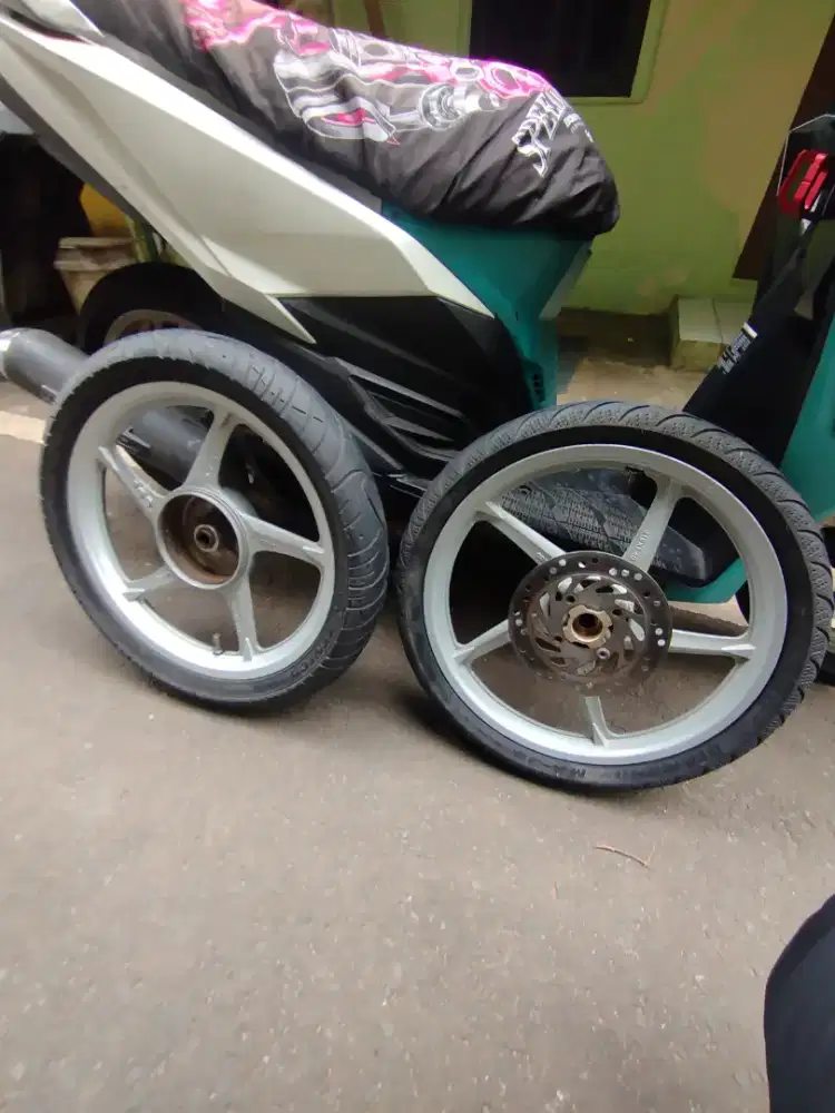 Velg Enkei Nouvo ring 16